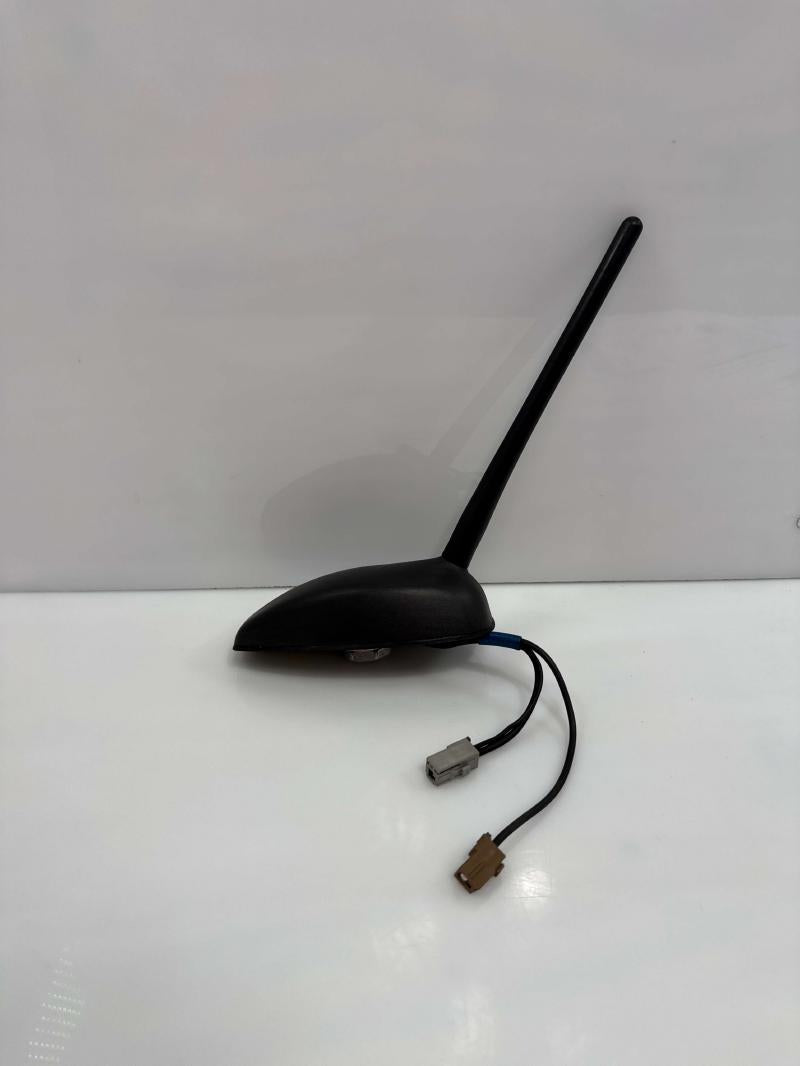 2011 Nissan Juke Antenna