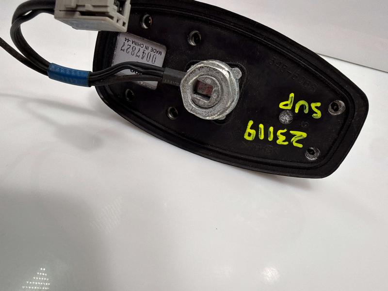 2011 Nissan Juke Antenna