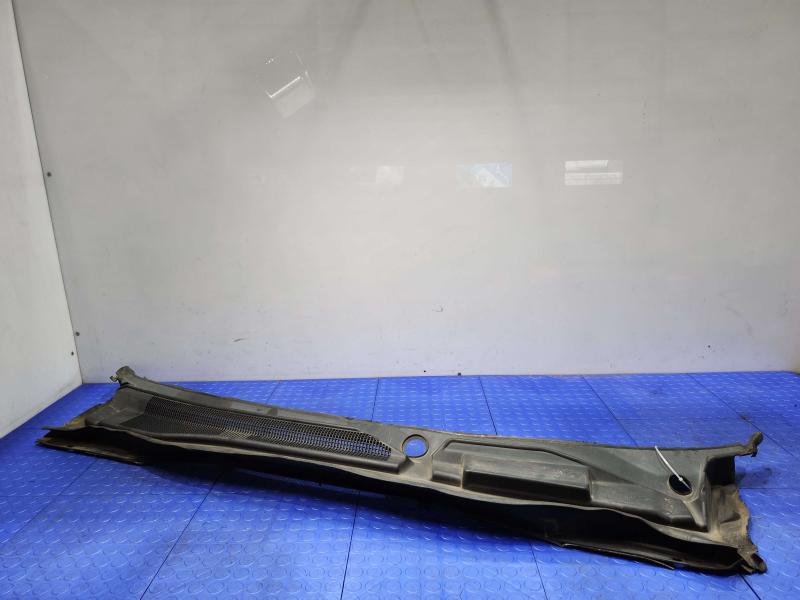 2012 Dodge Grand Caravan Cowl