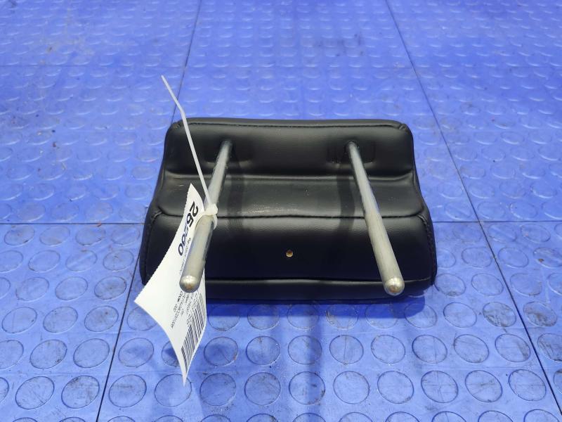 2012 Jeep Grand Cherokee Headrest