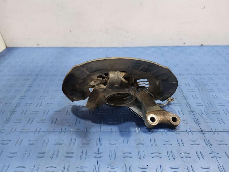2013 Toyota Camry Spindle Knuckle Front