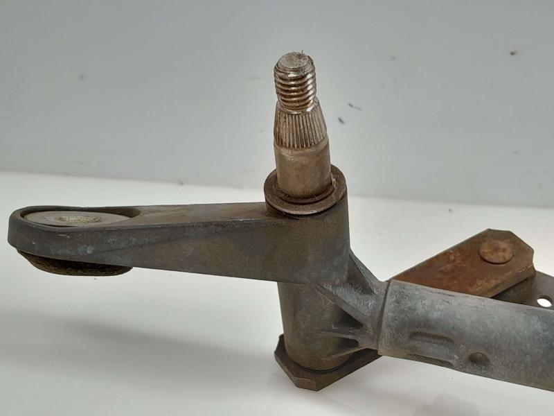 2007 Ford Expedition Wiper Motor Front