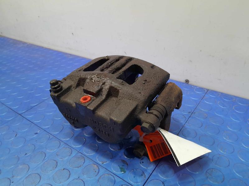 2005 Ford Explorer Caliper