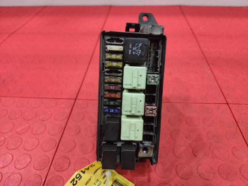 2012 MINI Cooper Countryman Engine Fuse Box