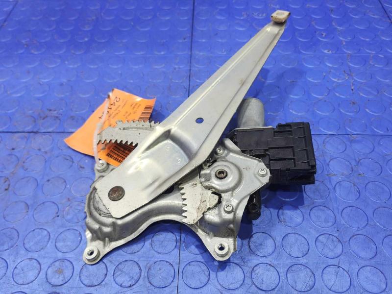 2016 Toyota Prius Side/Rear/Cargo Regulator