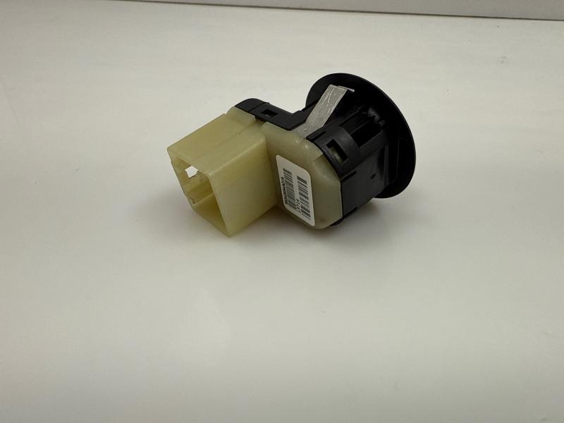2011 Chrysler 200 Door Switch Front