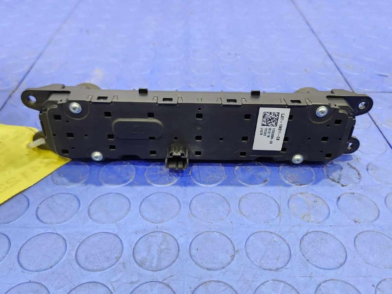 2020-2022 Ford Escape Dual Zone Automatic Temperature Climate Control Panel OEM LJ6T18C612GC