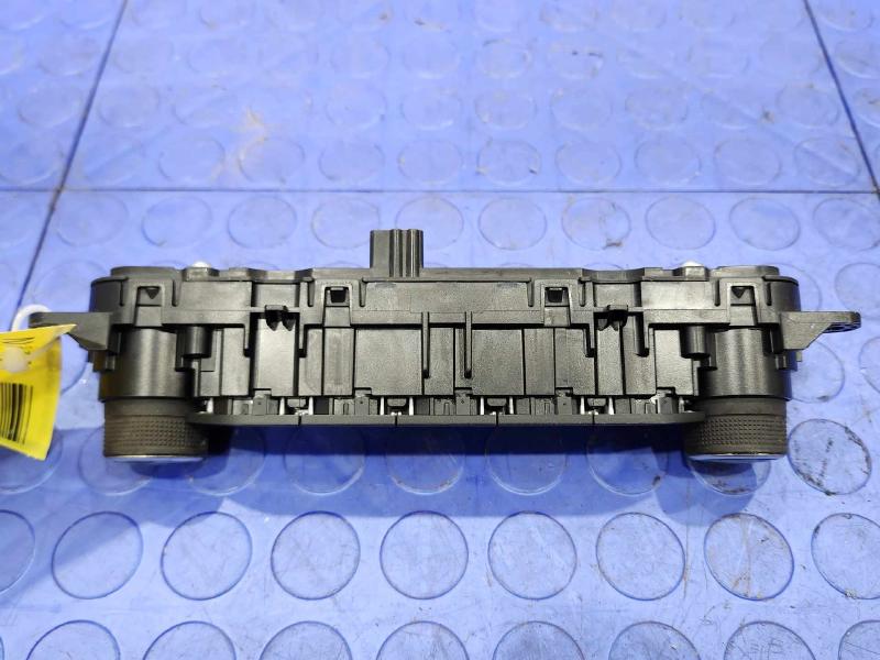 2020-2022 Ford Escape Dual Zone Automatic Temperature Climate Control Panel OEM LJ6T18C612GC