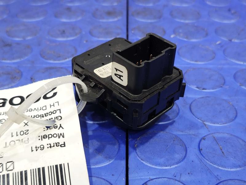 2011 Honda Pilot Door Switch Front