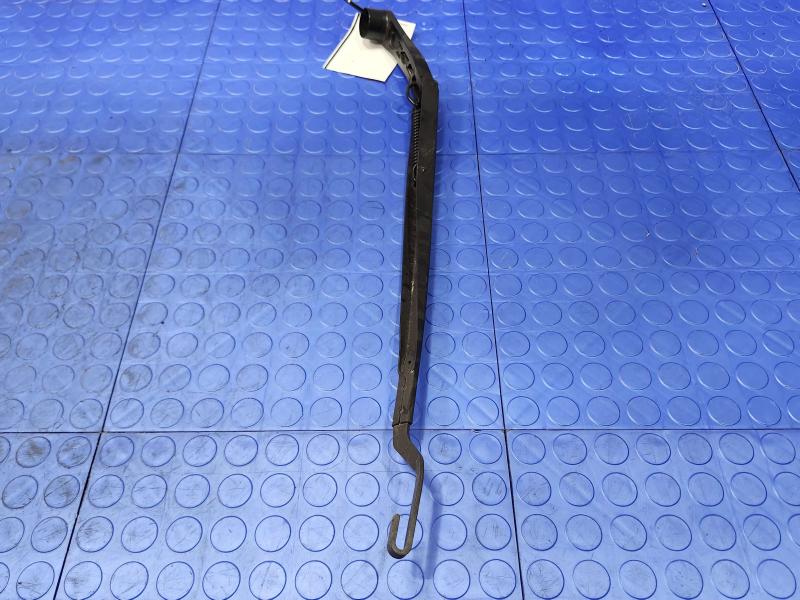 2014 Chrysler 300 Wiper Arm