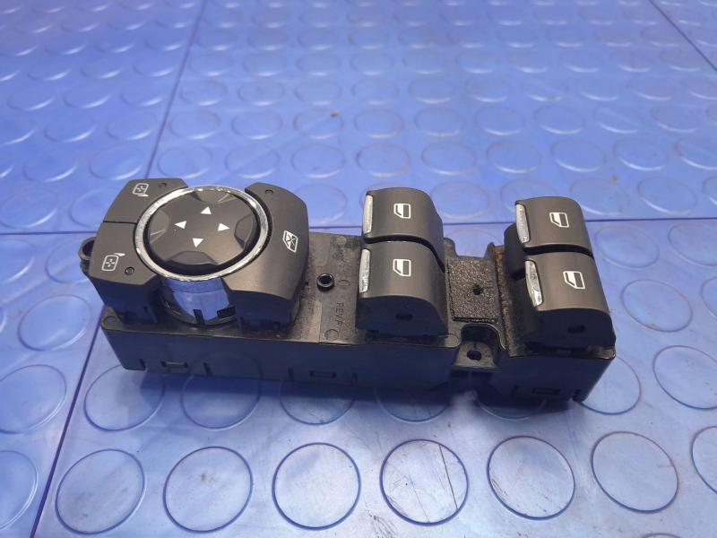 2015 Ford Fusion Door Switch Front