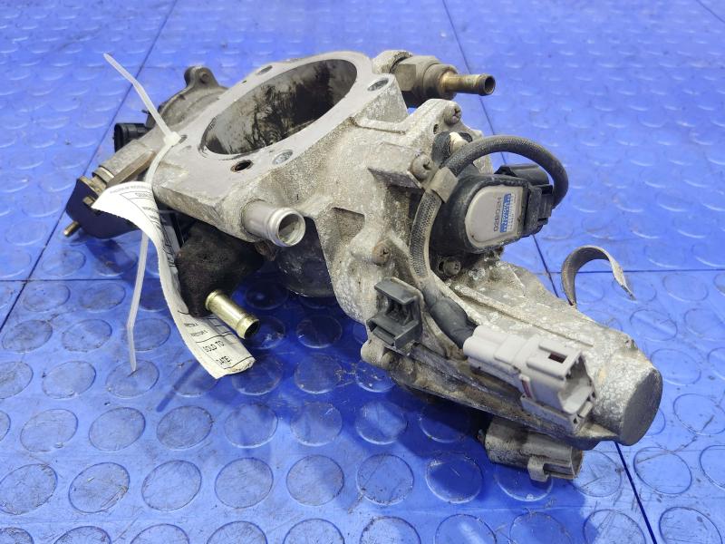 2004 Toyota Tundra Throttle Body/Valve Assy