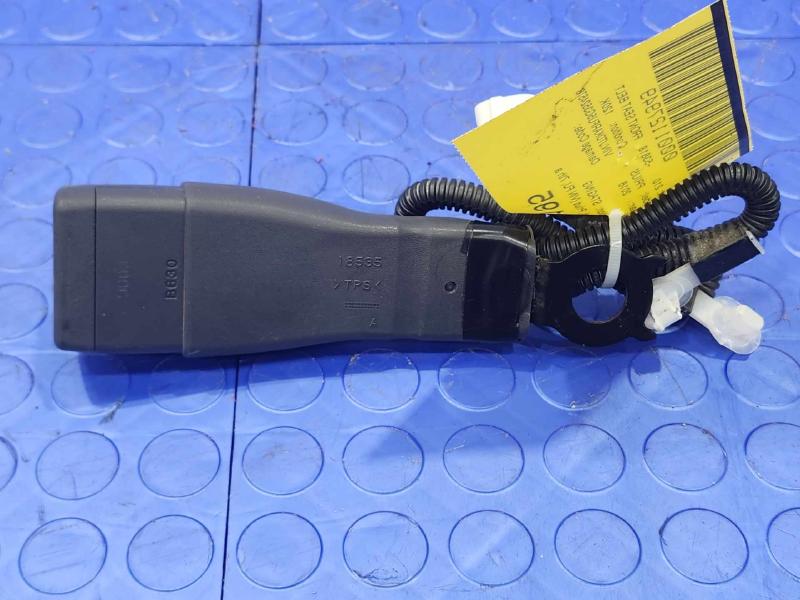 2016 Toyota Prius Front Seat Belt