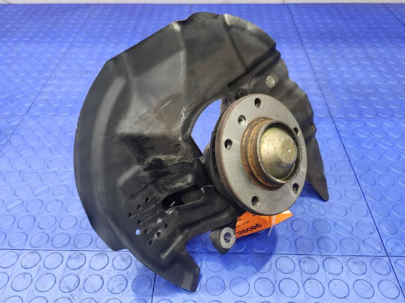 2006 BMW Z4 Spindle Knuckle Front