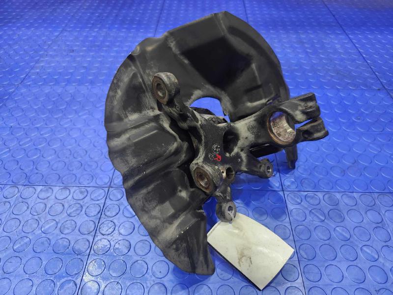 2006 BMW Z4 Spindle Knuckle Front