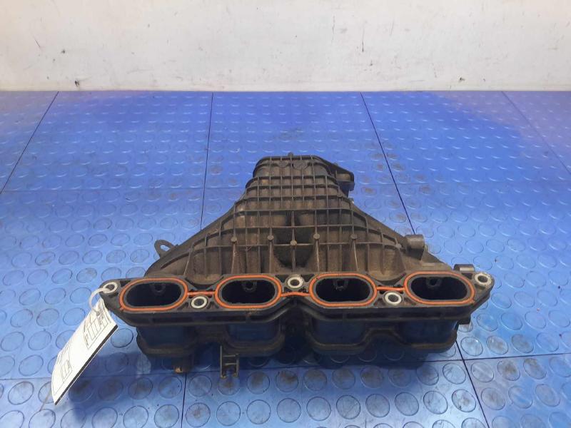 2010 Toyota Prius Intake Manifold