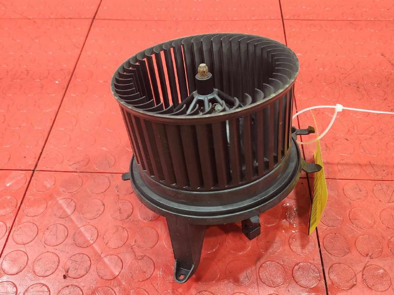 2012 MINI Cooper Countryman Blower Motor