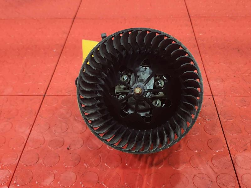 2012 MINI Cooper Countryman Blower Motor