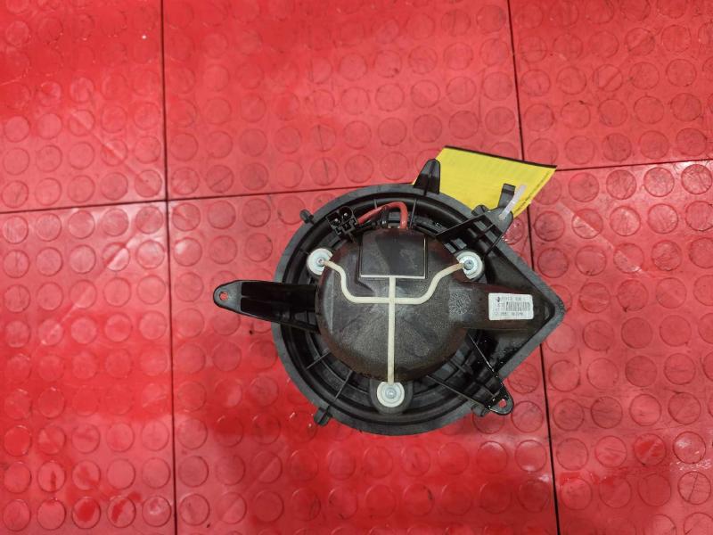 2012 MINI Cooper Countryman Blower Motor