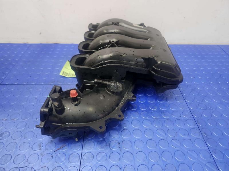 2016 Chrysler 200 Intake Manifold