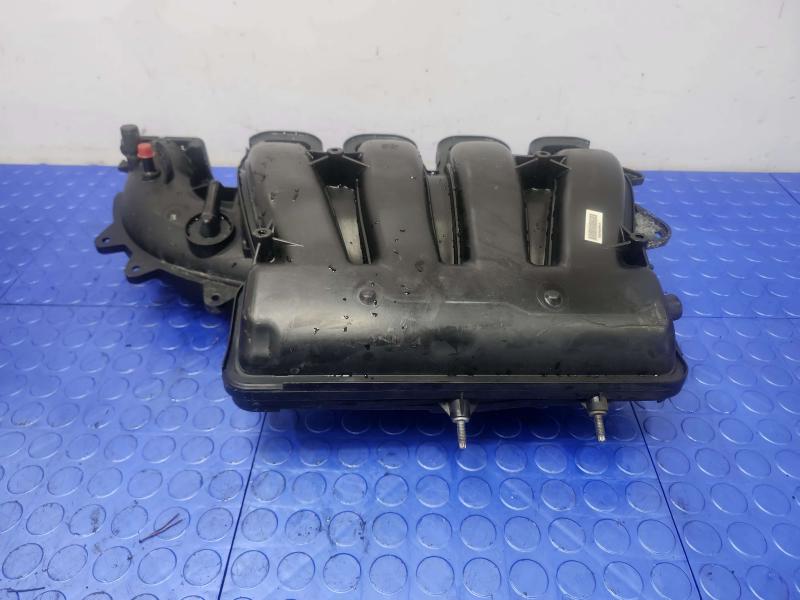 2016 Chrysler 200 Intake Manifold