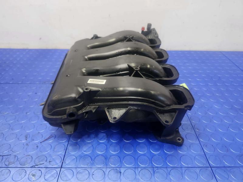 2016 Chrysler 200 Intake Manifold