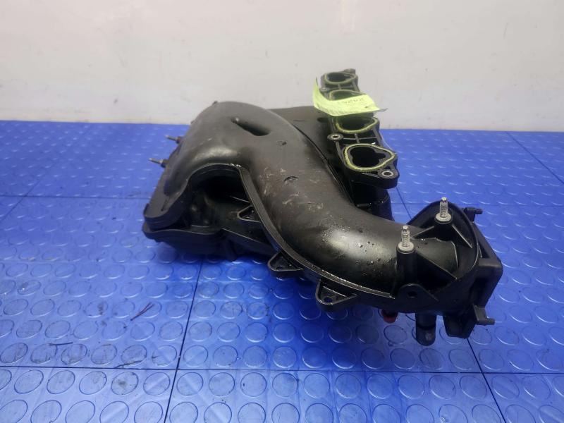 2016 Chrysler 200 Intake Manifold