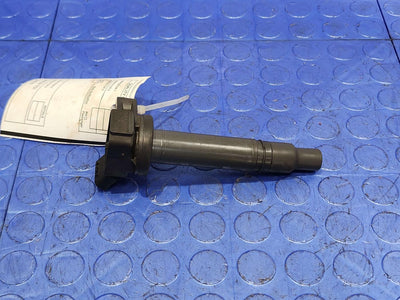 2000-2009 Toyota Tundra V8 Ignition Coil Pack Genuine OEM Part 9008019027