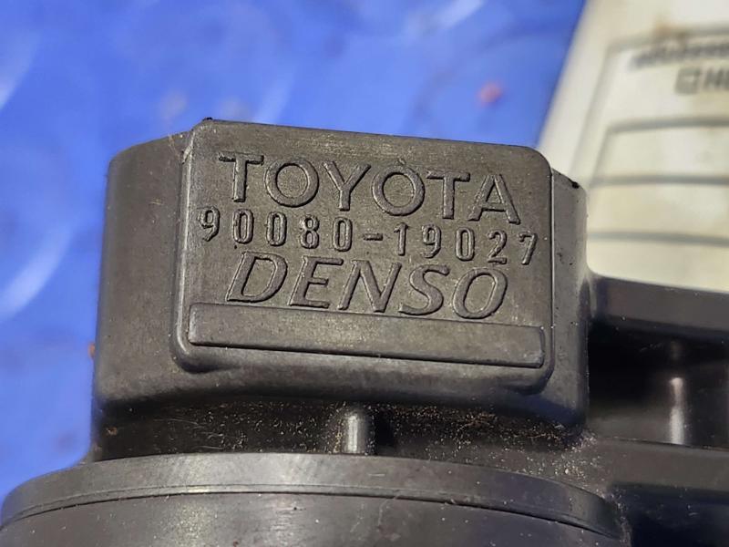 2000-2009 Toyota Tundra V8 Ignition Coil Pack Genuine OEM Part 9008019027
