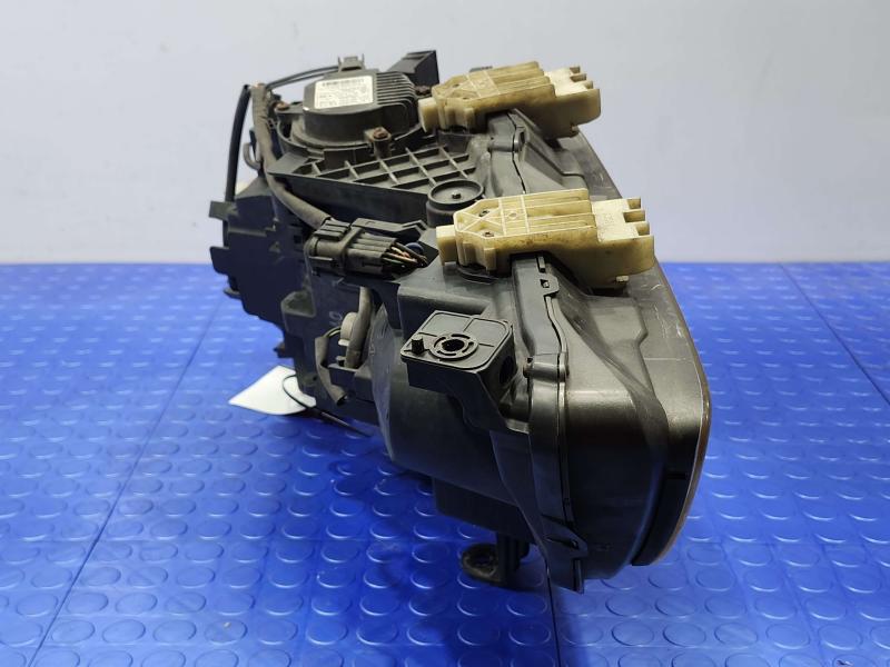 2011 Infiniti QX56 Headlamp Assembly