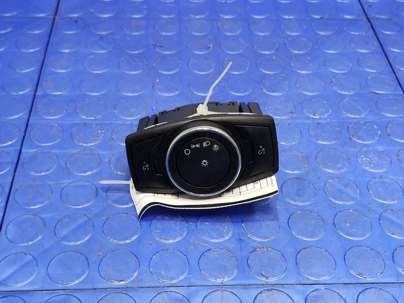 2015 Ford Fusion Headlight Switch (Dash Mtd)