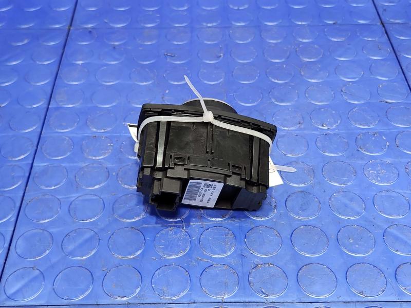 2015 Ford Fusion Headlight Switch (Dash Mtd)