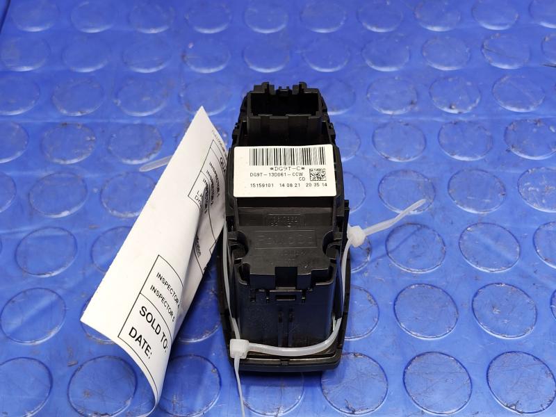 2015 Ford Fusion Headlight Switch (Dash Mtd)