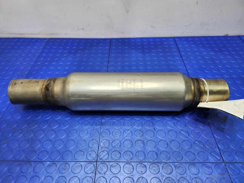 2014-2016 BMW 228i 2.0L Center Intermediate Exhaust Muffler OEM 18308606733