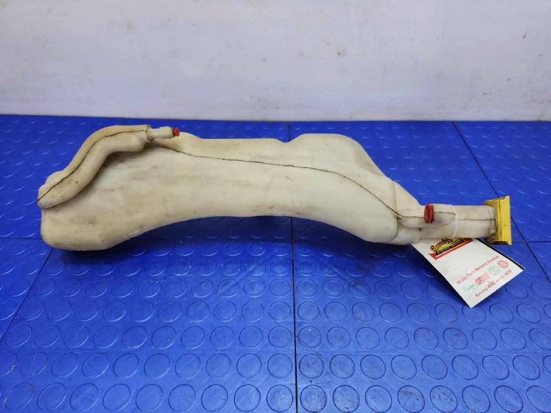 2009 Volkswagen Routan Coolant Recovery Bottle