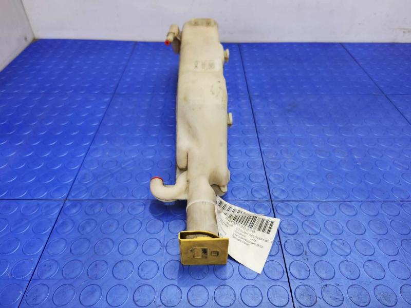 2009 Volkswagen Routan Coolant Recovery Bottle