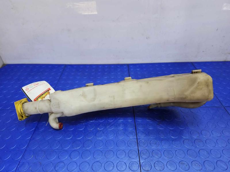 2009 Volkswagen Routan Coolant Recovery Bottle