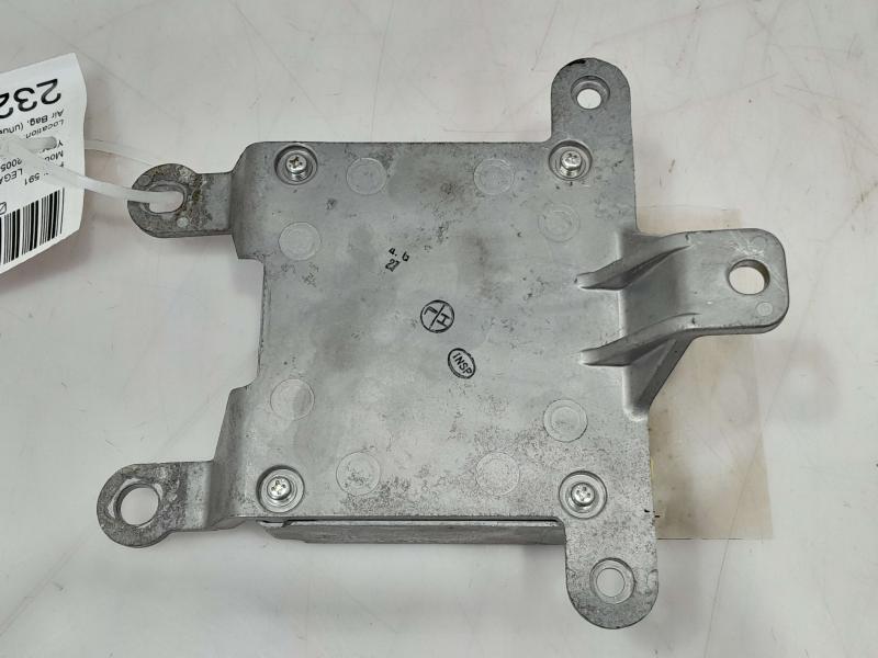 2005 Subaru Outback Wagon SRS Restraint Control Module OEM 98221AG04A