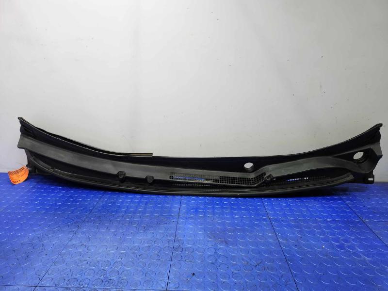 2015-2019 Subaru Outback Subaru Legacy Cowl Grille Genuine OEM 91419AL05B
