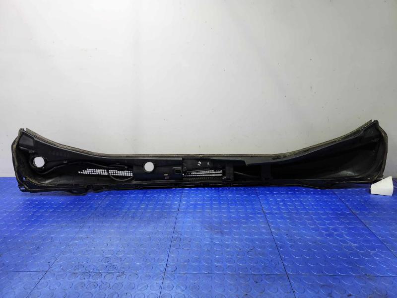2015-2019 Subaru Outback Subaru Legacy Cowl Grille Genuine OEM 91419AL05B