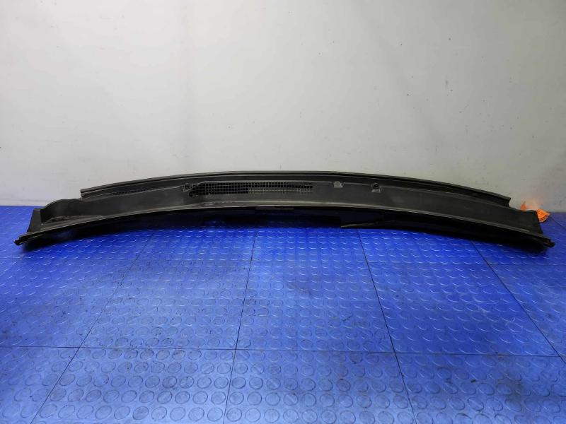 2015-2019 Subaru Outback Subaru Legacy Cowl Grille Genuine OEM 91419AL05B