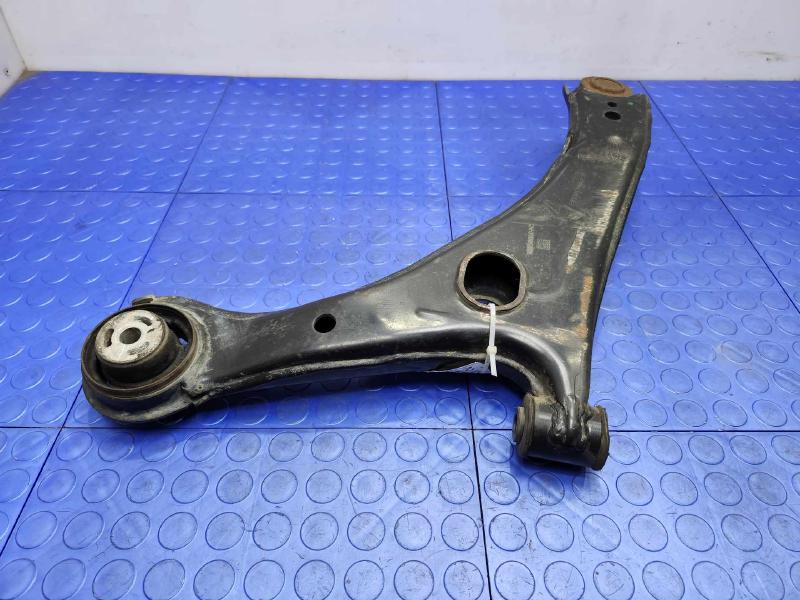 2009 Volkswagen Routan Lower Control Arm Front
