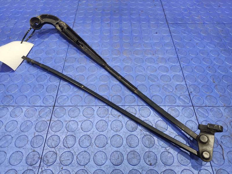 2011 Maserati Quattroporte Wiper Arm