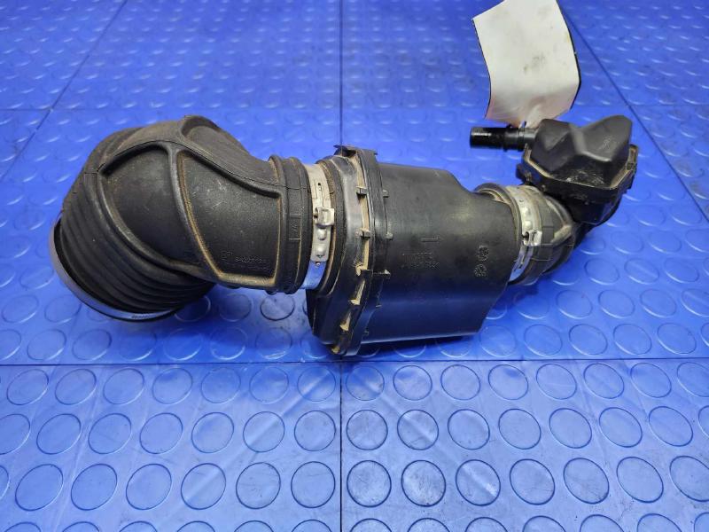 2019 Chevrolet Equinox Air Intake Tube/Resonator