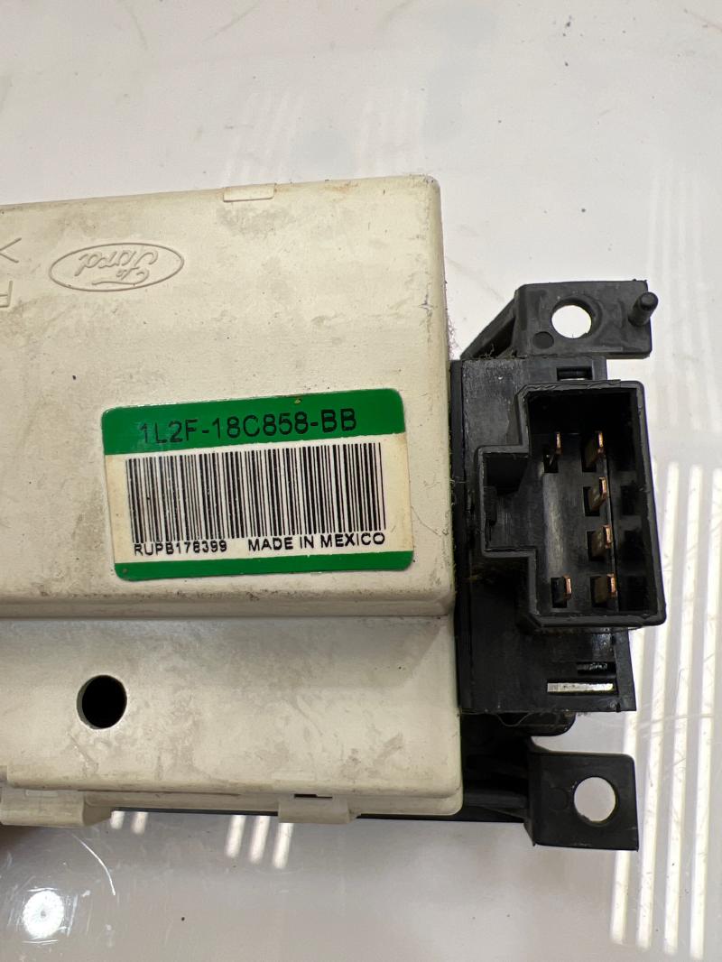 2002 2003 Ford Explorer Sport Trac Rear Temperature Climate Controls OEM 1L2F18C858BB
