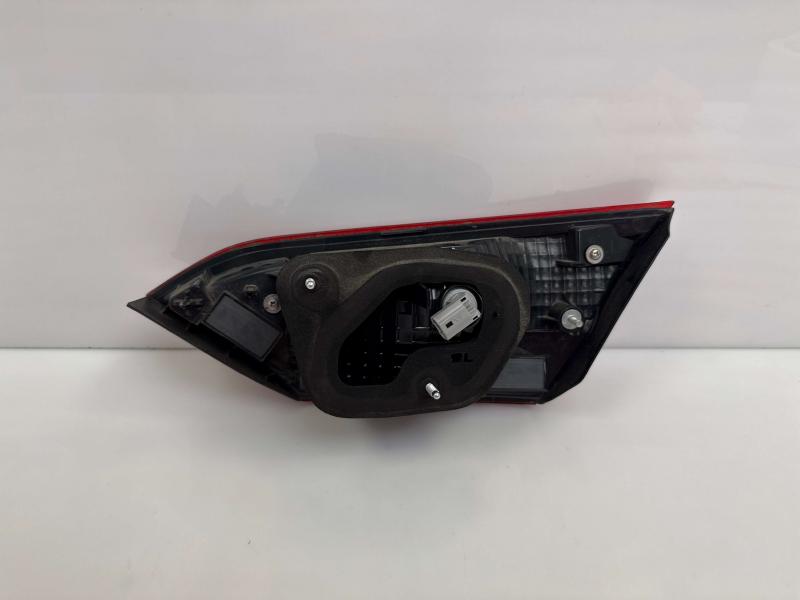 2018 Toyota Camry Tail Light Assembly