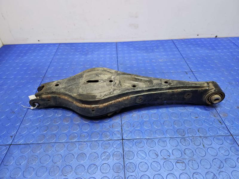 2016 Kia Sedona Lower Control Arm Rr