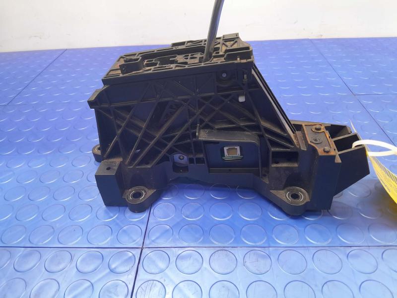 2012-2015 Toyota Camry Automatic Gear Shifer Assembly Genuine OEM 3356006230