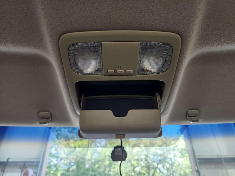 2002 Toyota Camry Front Console