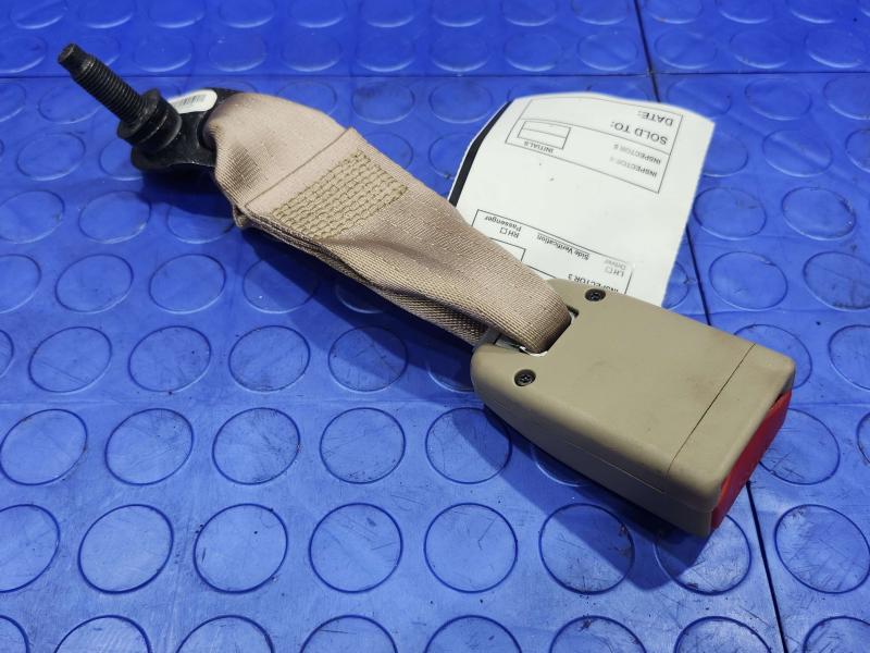 2011 Kia Sorento Rear Seat Belt